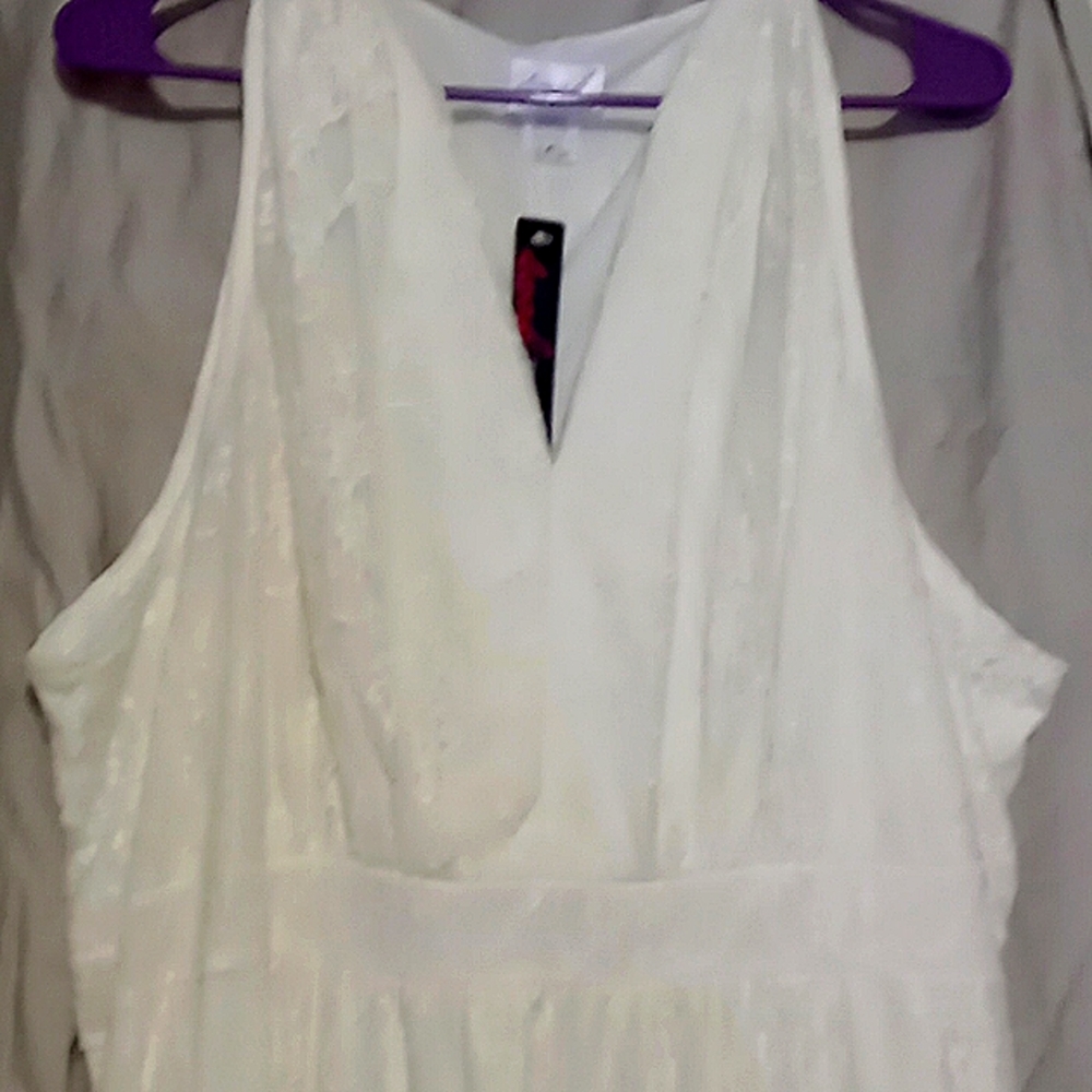 26/28 long length dress is beautifully made .